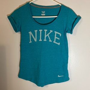 Nike brand Teal Medium Short Sleeve Shirt for Teen Girls